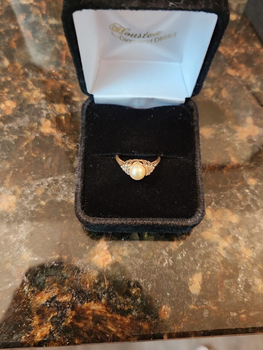 10K Gold Akoya Pearl & Diamond Women's Ring - Unbranded